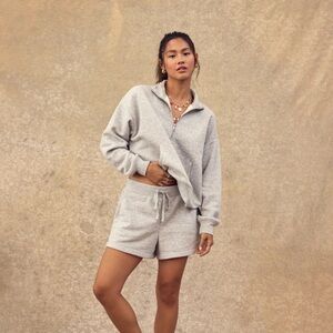 AE Everyday Luxe Sweat Short